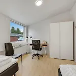 8 Bedroom Cozy In Henne Сasa de vacaciones *