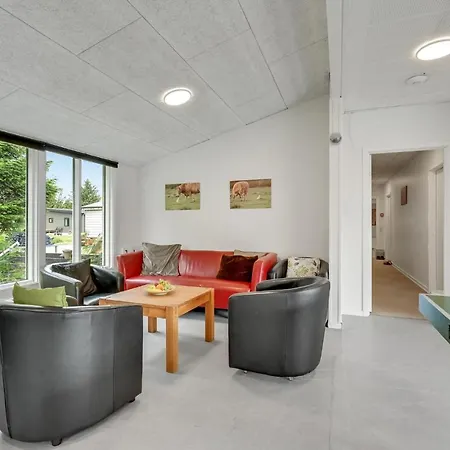 Prázdninový dům 8 Bedroom Cozy In Henne Henne Strand