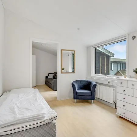 8 Bedroom Cozy In Henne 헨느스트랜드