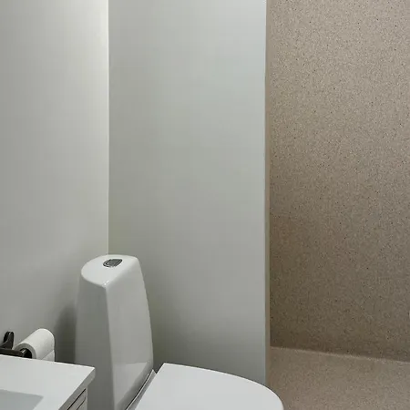 8 Bedroom Cozy In Henne *