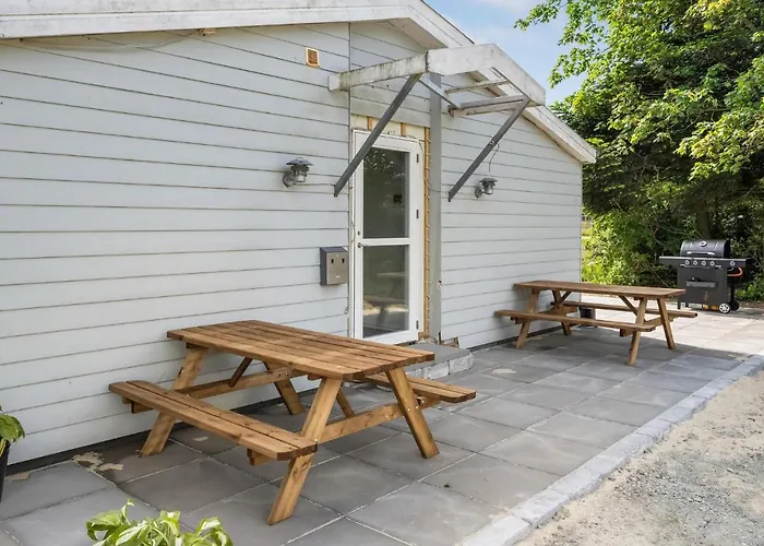 بيت للعطل 8 Bedroom Cozy In Henne هين ستراند