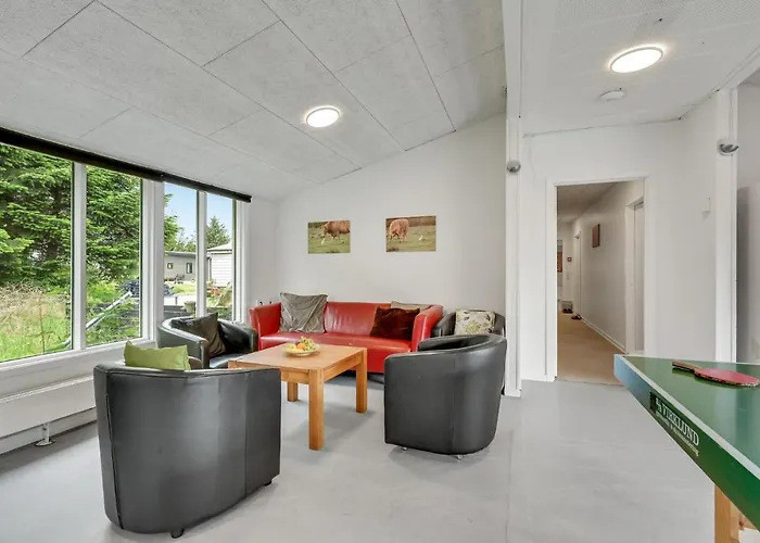 بيت للعطل 8 Bedroom Cozy In Henne هين ستراند