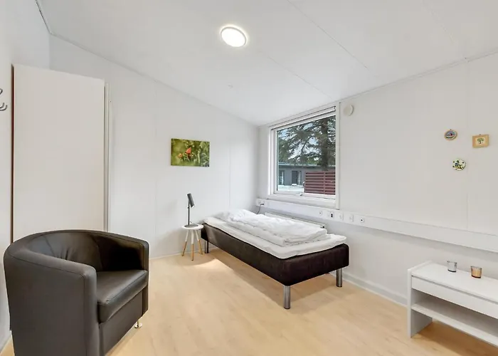 8 Bedroom Cozy In Henne بيت للعطل هين ستراند