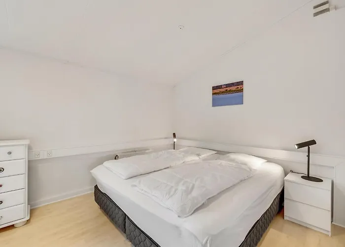 8 Bedroom Cozy In Henne